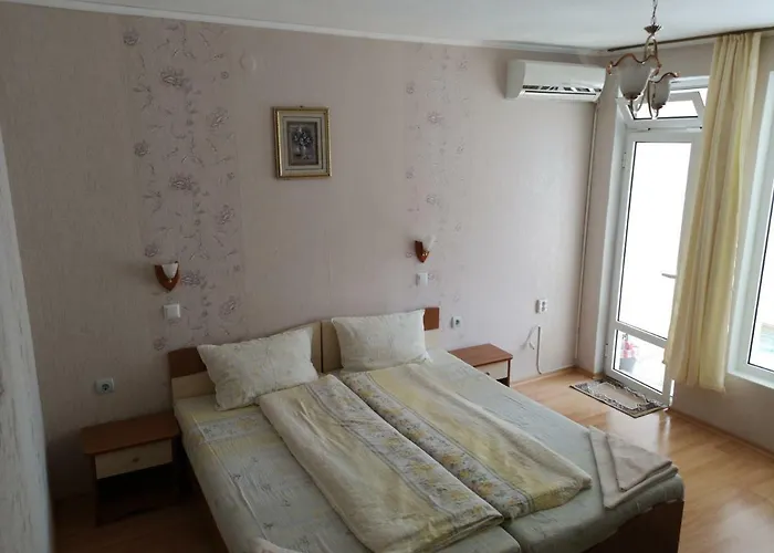 Anele,kiten 게스트하우스 4*